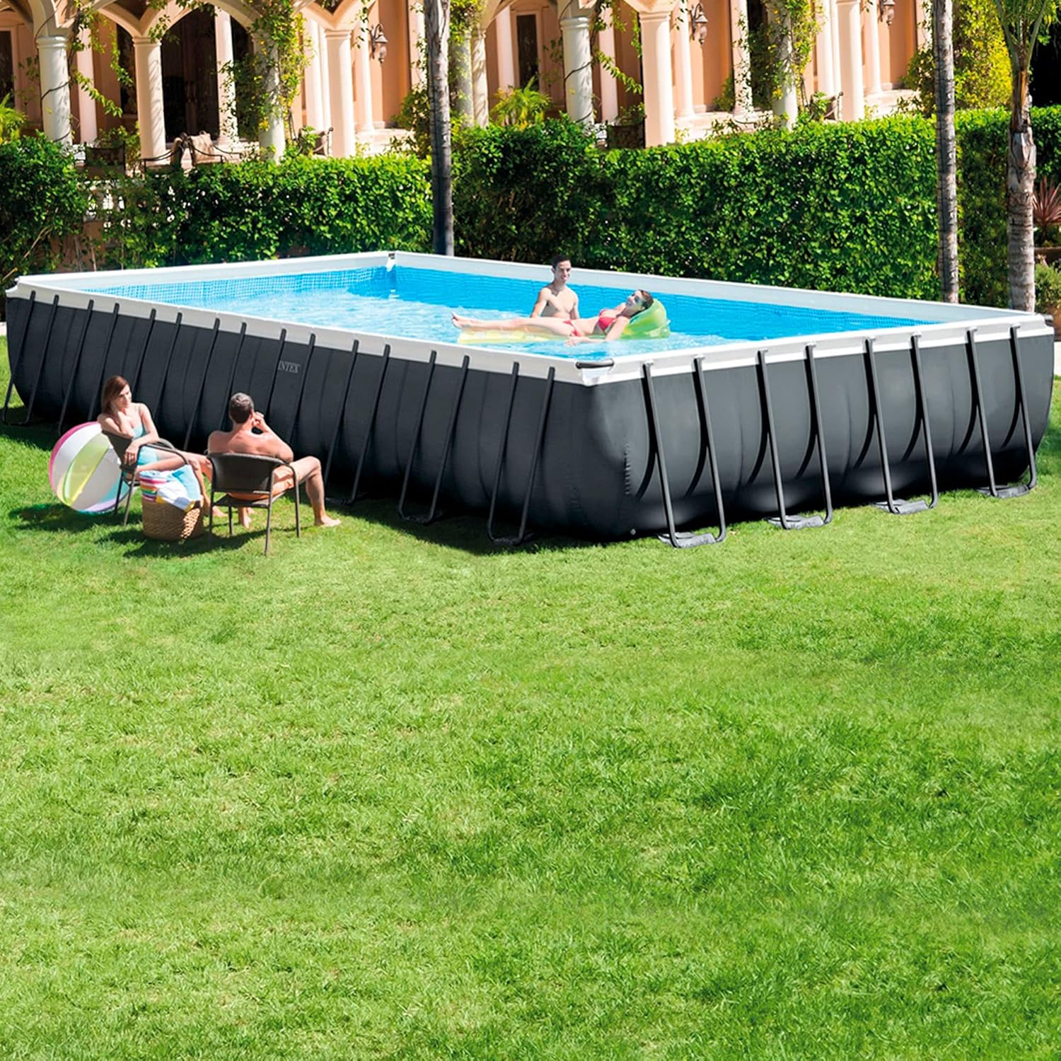 Aufstellpool Intex Ultra XTR Frame Rechteckpool für große Familien im Garten