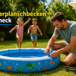 Lidl Kinderplanschbecken im Check – Käufer baut im Garten ein Planschbecken auf, während sich die Kinder auf den Badespaß freuen